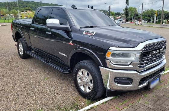 RAM 2500 6.7 I6 TURBO DIESEL LARAMIE CD 4X4 AUTOMÁTICO RAM 2500 6.7 I6 TURBO DIESEL LARAMIE CD 4X4 AUTOMÁTICO